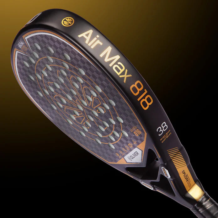 AIR MAX 818 – The Controlled Powerhouse That Doesn’t Blink Under Pressure